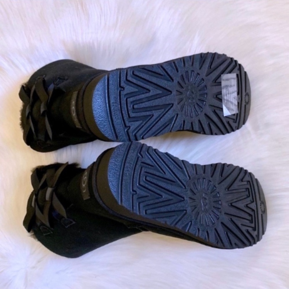 UGG Black Bailey Bow II Boots - Picture 7 of 8
